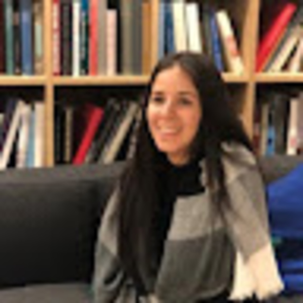 Meet your Posher, Andrea